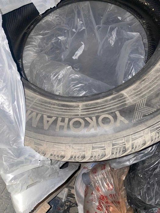 Зимние шины хорошем состоянии