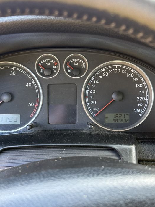 VOLKSWAGEN Passat 2004 — imagine 3