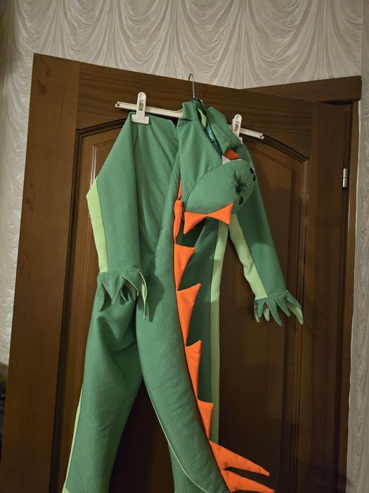 Костюм динозавра