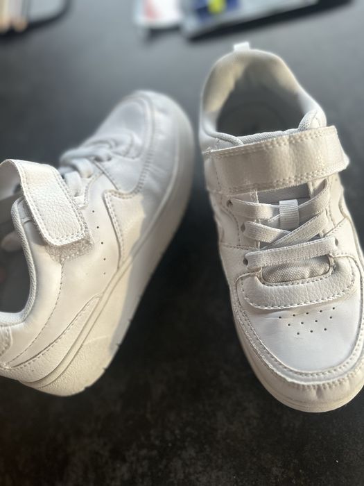 Adidasi fetita | Albi | marimea 32 | H&M | stare f buna