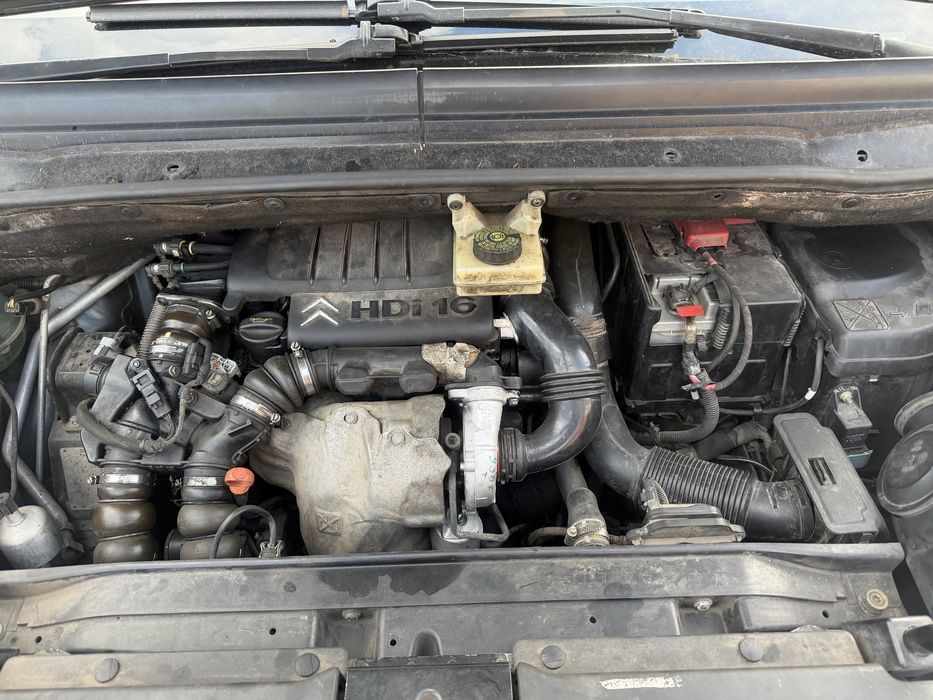 Citroen C4 Picasso 1.6 HDI НА ЧАСТИ