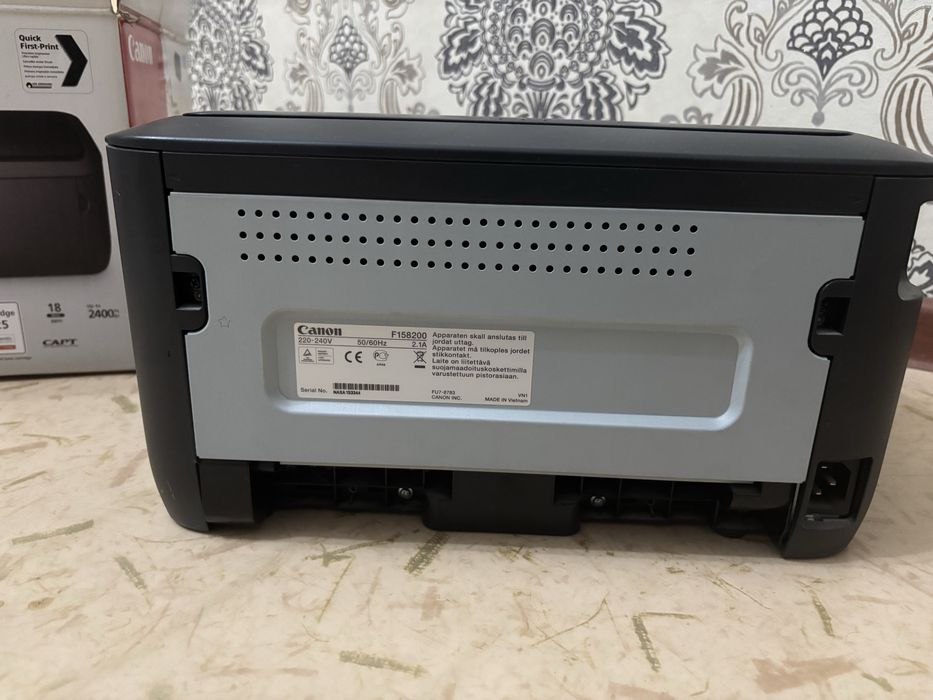 Продам лазерный принтер Canon i-sensys LBP6020B