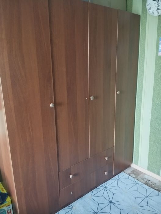 Продается шифоньер