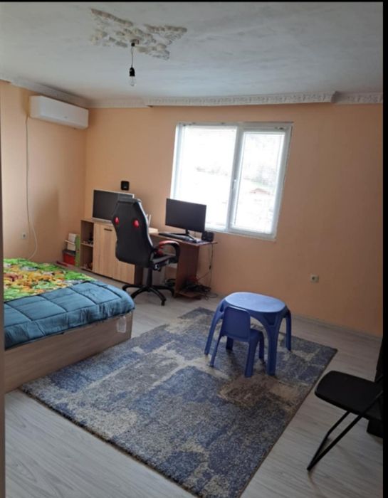Дава се под наем Етаж от къща в Дупница - 100 кв.м за 255 € - Снимка #2
