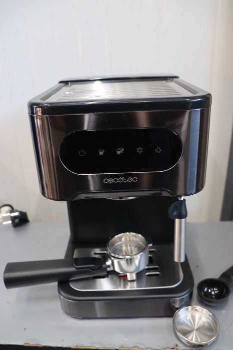 Кафемашина Cecotec Power Espresso 20 Coldbrew, 20 бара, тъч бутони