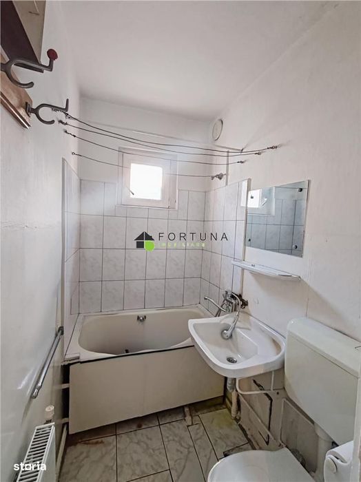 Apartament Rasnov Centru Liber
