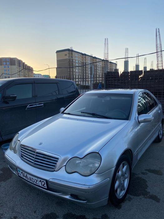 Мерседес Бенц С240, год 2002