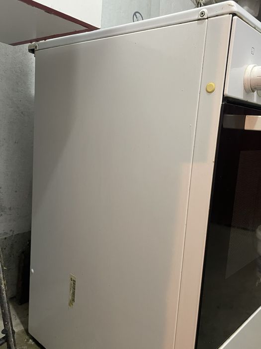 Продам газовую плиту