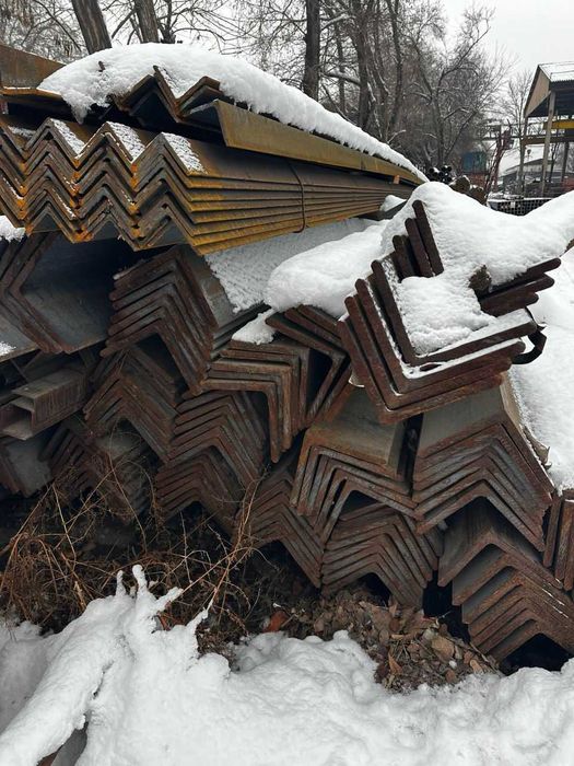 Уголок стальной равнополочный 20х20, 25х25, 50х50, 40х40,70х70, 75х75