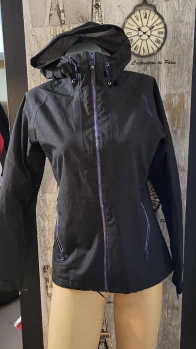 Дамски неопренови якета Bergans