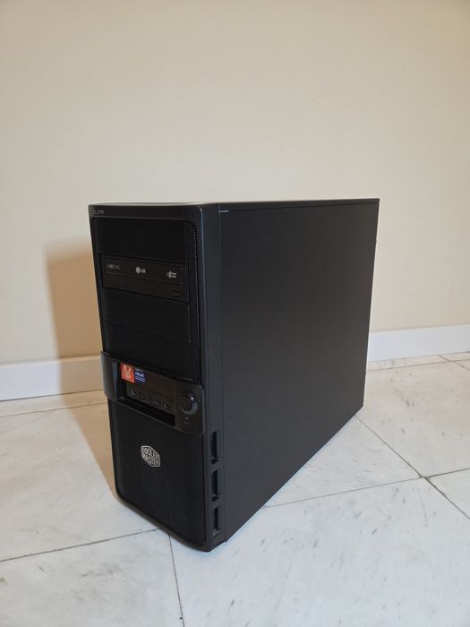 Настолен компютър