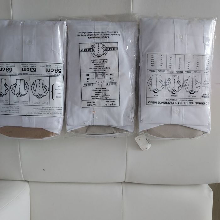 vand camasi de la C&A calitate,import.Marimea M.