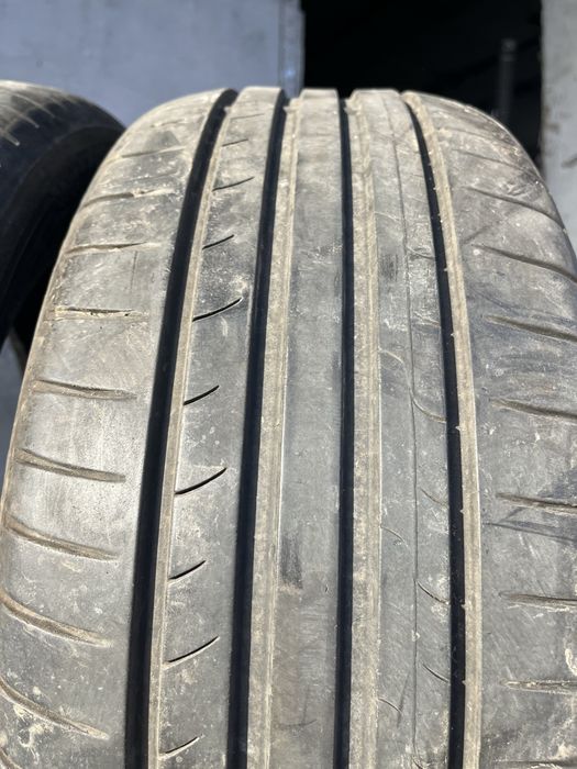 2 бр. летни гуми 215/50/17 Dunlop 5/5,5 mm DOT 0814