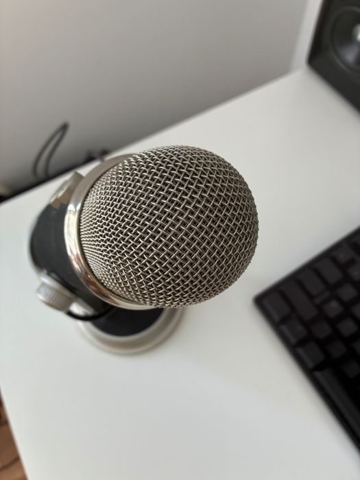 Микрофон Blue Yeti