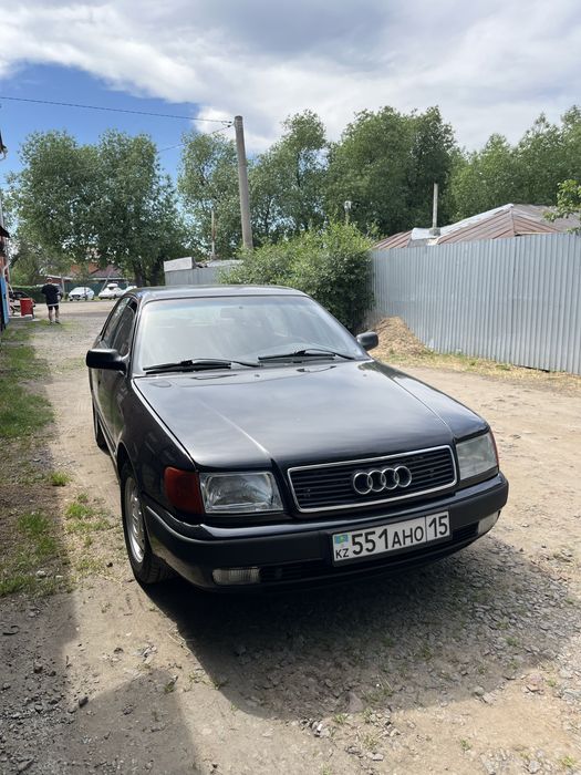 Продам Ауди 100 с4 2,6