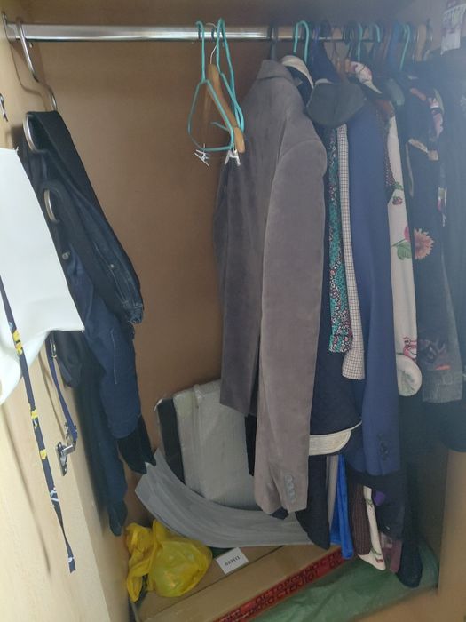 Продам Шкаф угловой