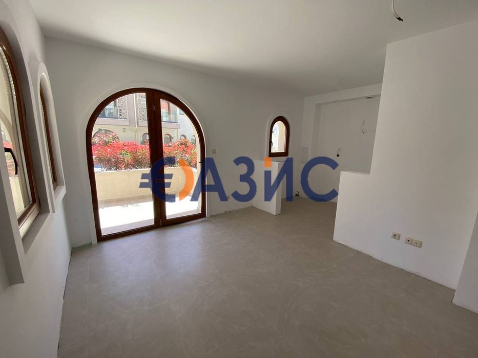 Продава се Двустаен апартамент в с. Кошарица, Област Бургас - 57 кв.м за 698 €/кв.м - Снимка #14