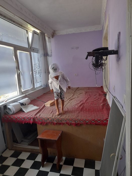 Uy srochna sotiladi,uy kafolati bilan.