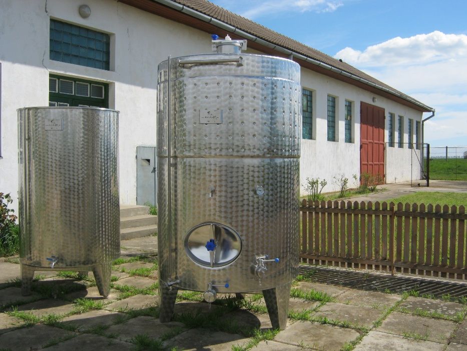 Cisterne/Vase/Butoaie INOX Romania KULINOX