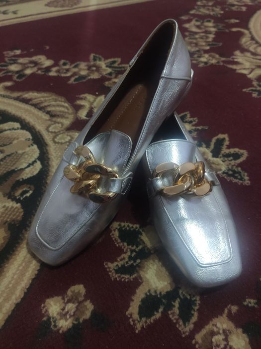 Балетка туфли сотилади