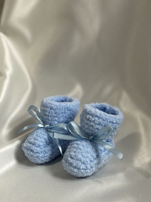 Детские вязаные пинетки