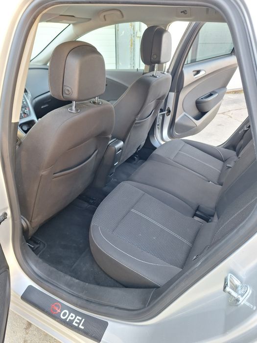 Opel Astra 1.6 cdti EURO 6 volan si scaune incalzite
