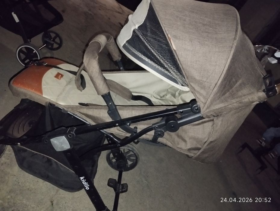коляска от фирмы kidillo