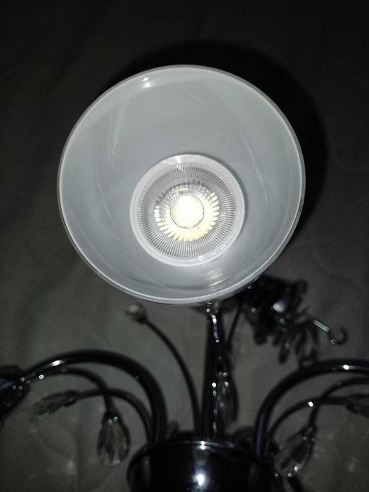 Полилей за таван