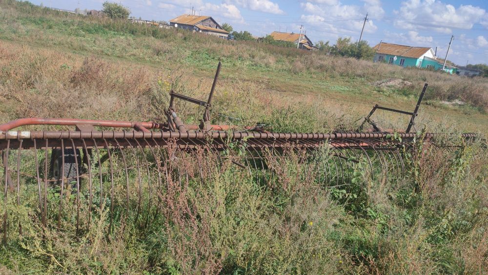 Трактор юмз в хорошем состоянии.