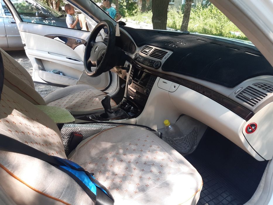 Продам Мерседес w211