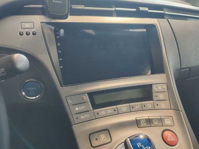 Toyota Prius мултимедия Android GPS навигация