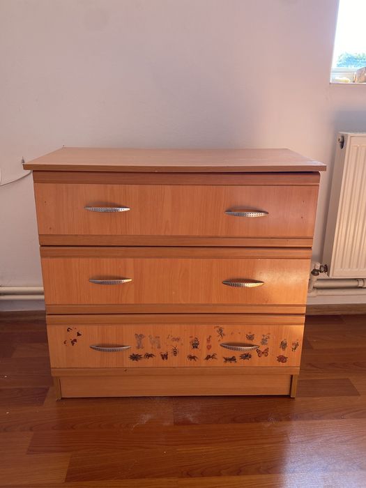vand piesa mobilier