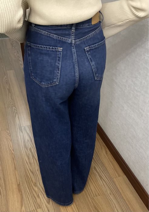 Женские джинсы Stradivarius M размер