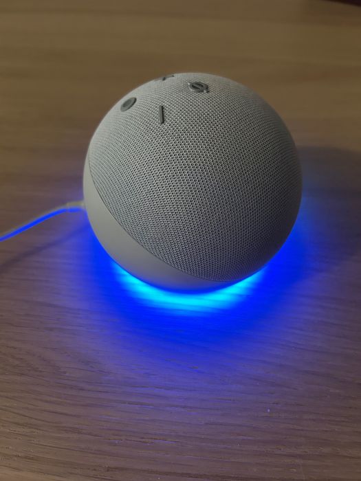 Echo dot 2, бяла