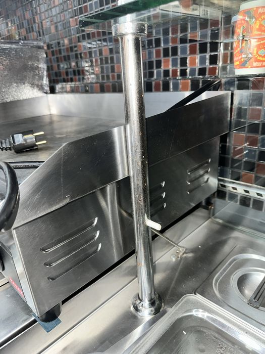 Продавам професионална гладка скара/туч