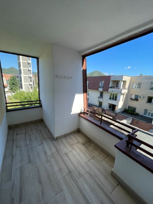 Apartament deosebit 3 camere + garaj inclus | Ultra-central | Vis-a-vis de Prefectura Baia Mare