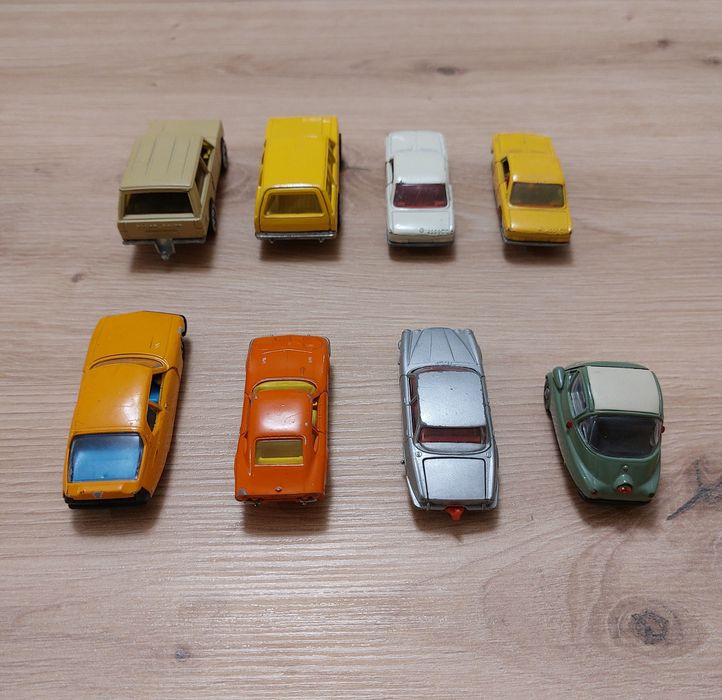 Колекционерски колички siku, corgi juniors, gama