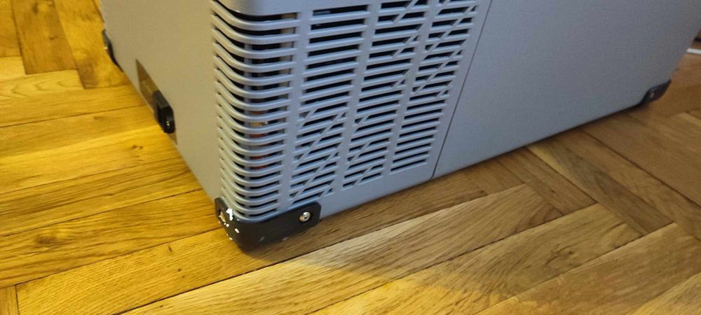 Хладилник фризер туристически 45 литра