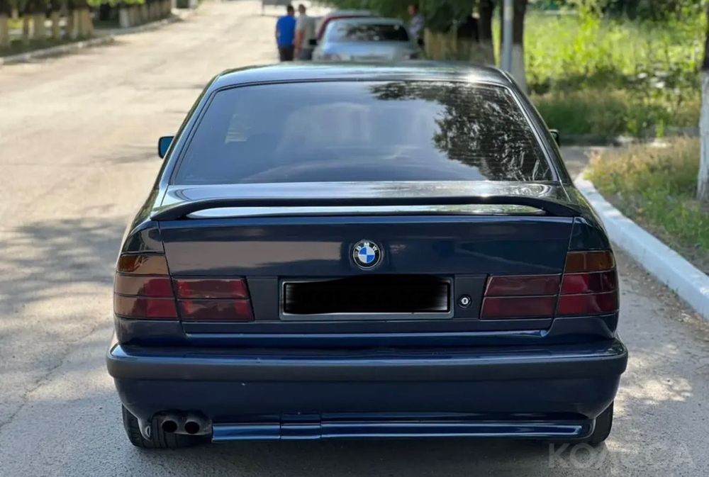 Бампер на BMW  e34 пороги
