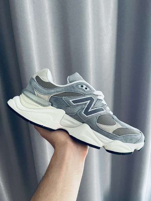 Adidasi New Balance 9060 Gri