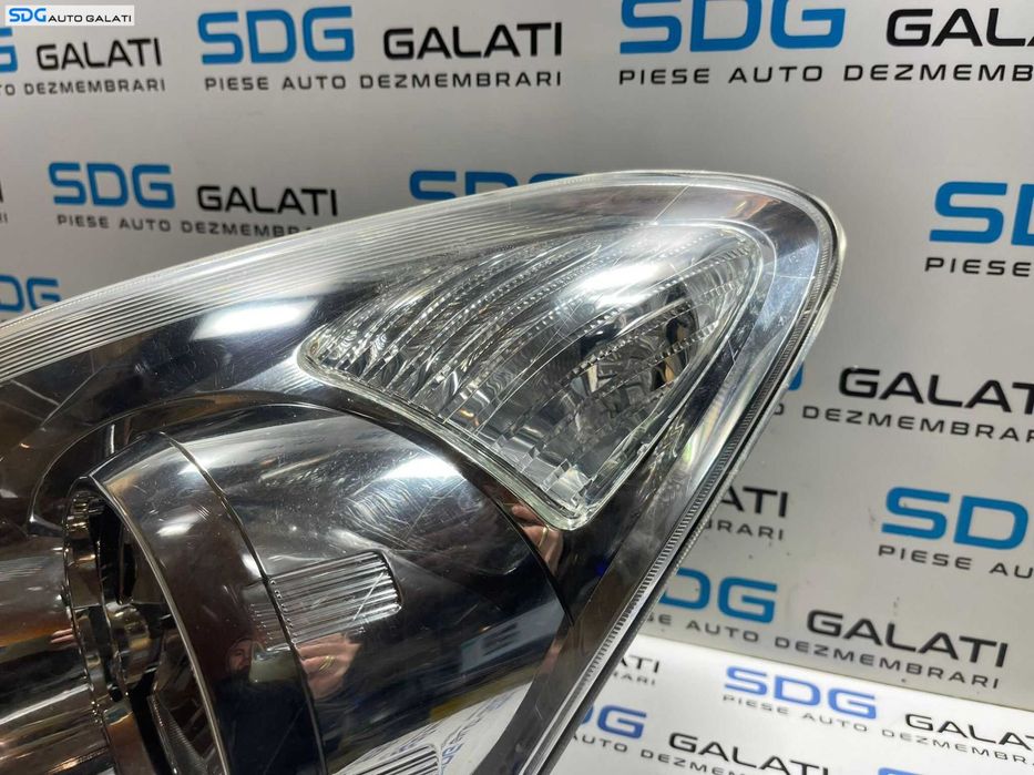 Far Stanga Halogen Toyota Corolla Verso 2004 - 2009 Cod P7105L [B3017]