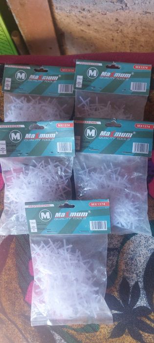 Крестики для кафеля все  за 1000тг