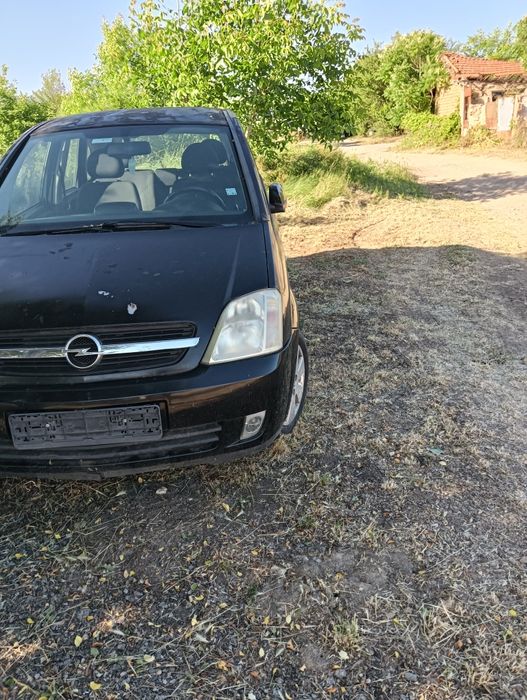 Опел Мерива на части