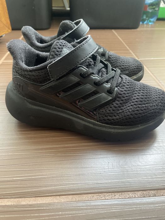 Adidasi fete marime 30