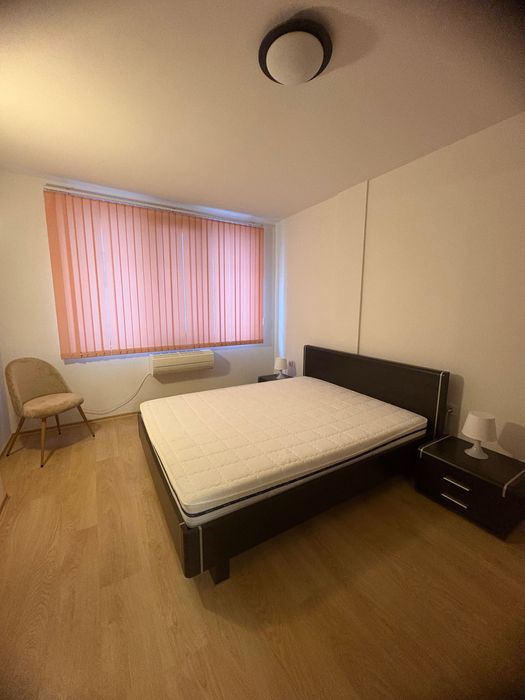 Дава се под наем Двустаен апартамент в Варна, Център - 65 кв.м за 612 € - Снимка #3