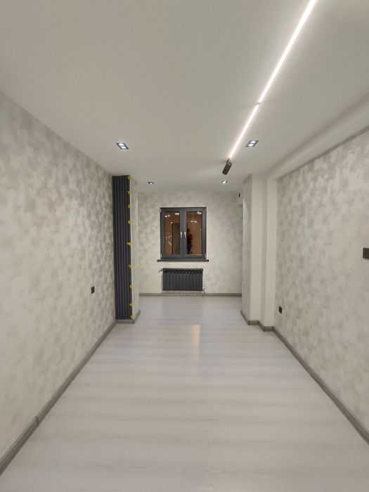 3 xonali 95 kvadrat kvartira sotiladi