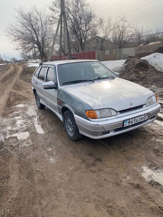 2114 машинасы сатылады. Состояниясы жақсы.газ бензин