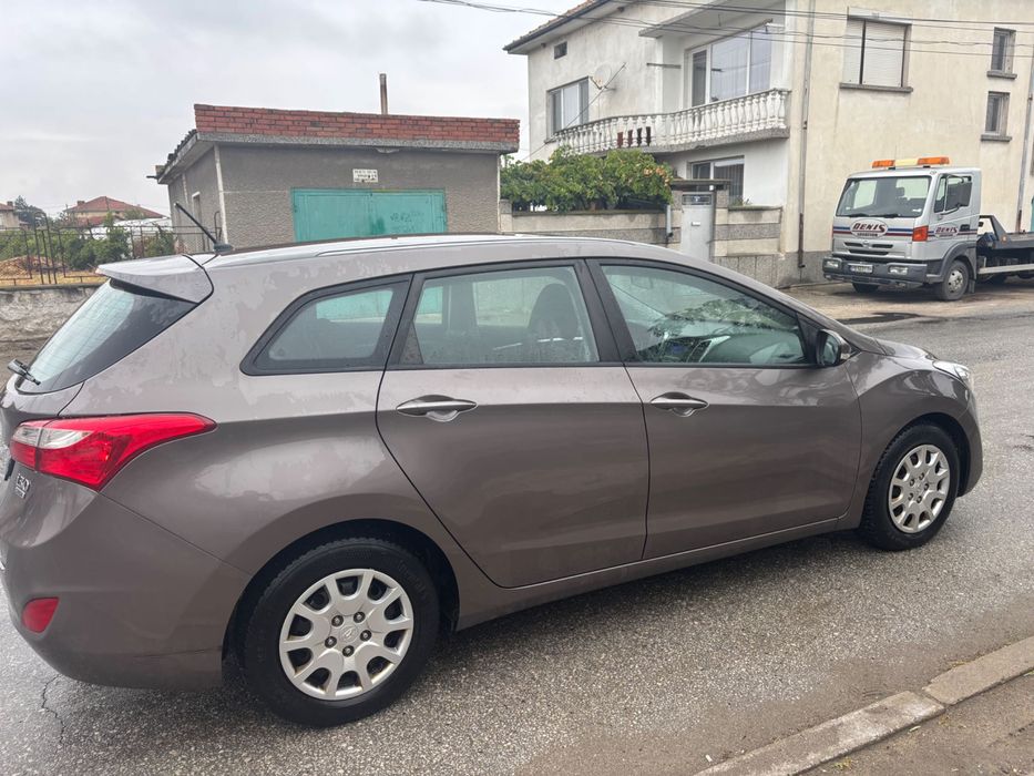 Hyundai i30 1.6 crdi 110 коня