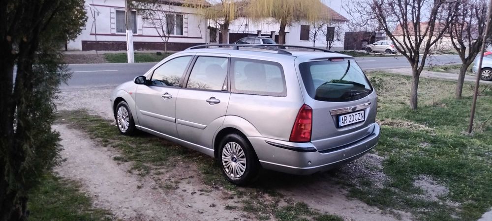 Ford focus 1.8 benzina Zetec