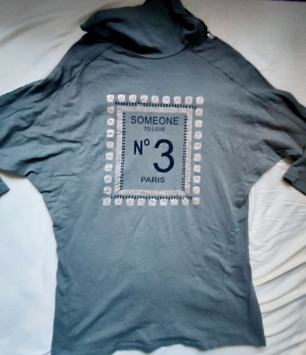 Bluză damă,gen Chanel.